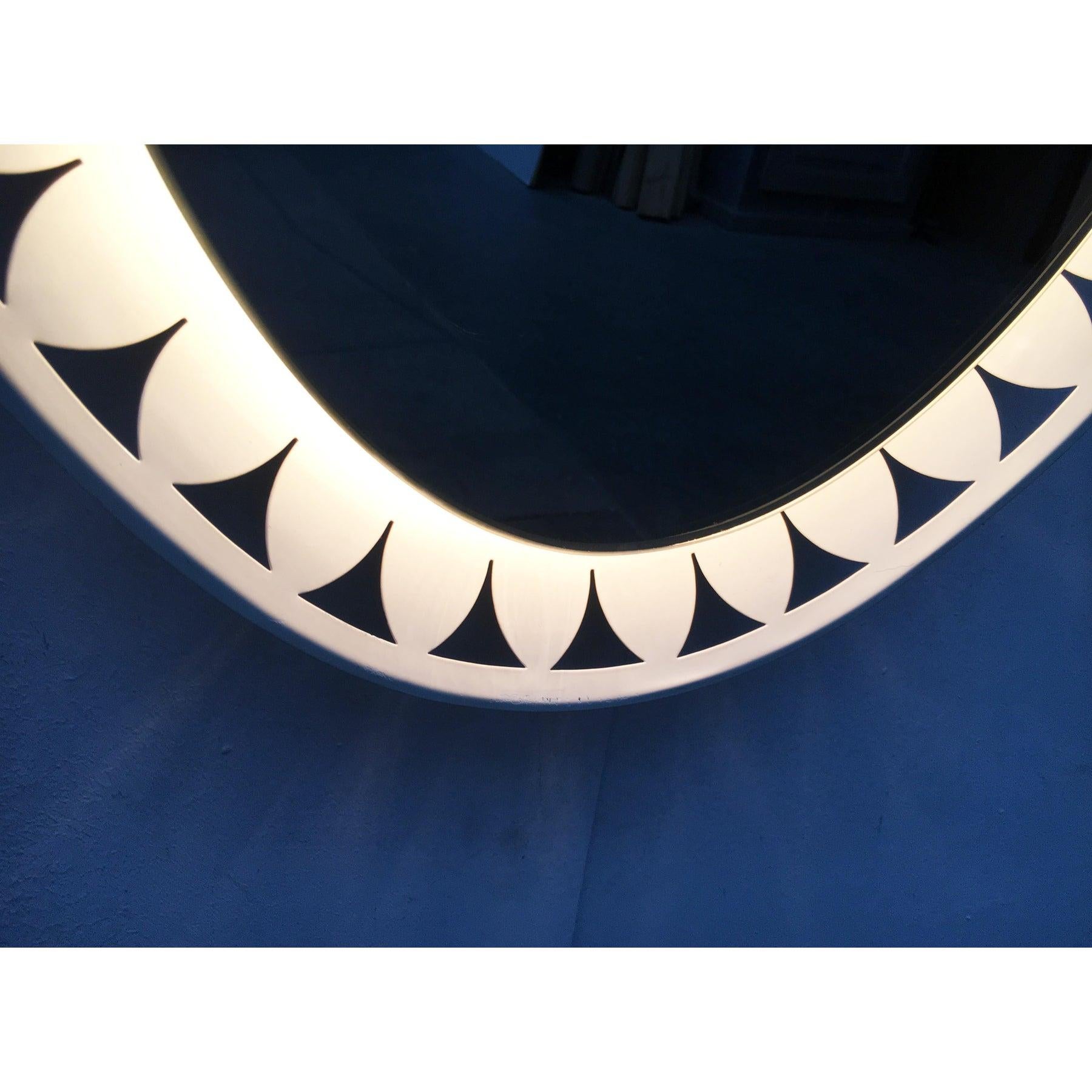 Mid-Century German Illuminated Mirror by Ernest Igl for Hillebrand Lighting For Sale 1