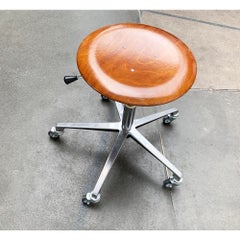 Taburete de oficina giratorio industrial alemán de mediados de siglo de Schmitz, años 60