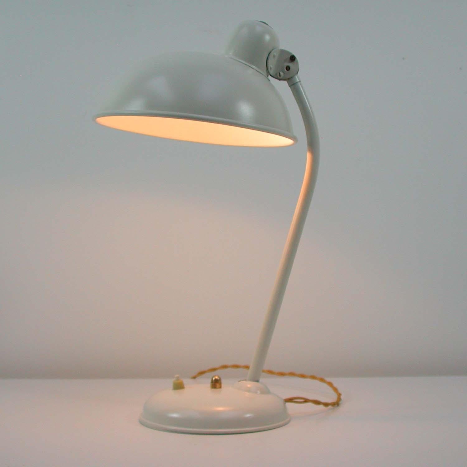 Midcentury German Industrial Work Cream Table Lamp by HELO, 1950s 1