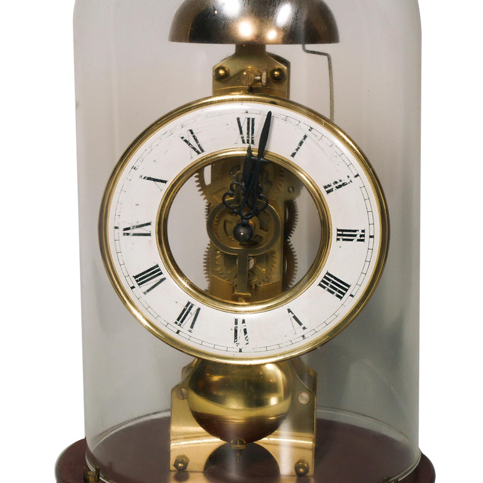 Midcentury German mechanical pendulum table clock with glass by Franz Hermle


About Hermle Clocks
Hermle Clocks (HUM Uhrenmanufaktur GmbH & Co. KG) was founded in 1922 in the Gosheim, Swabian Alb region of Southern Germany by Franz Hermle &