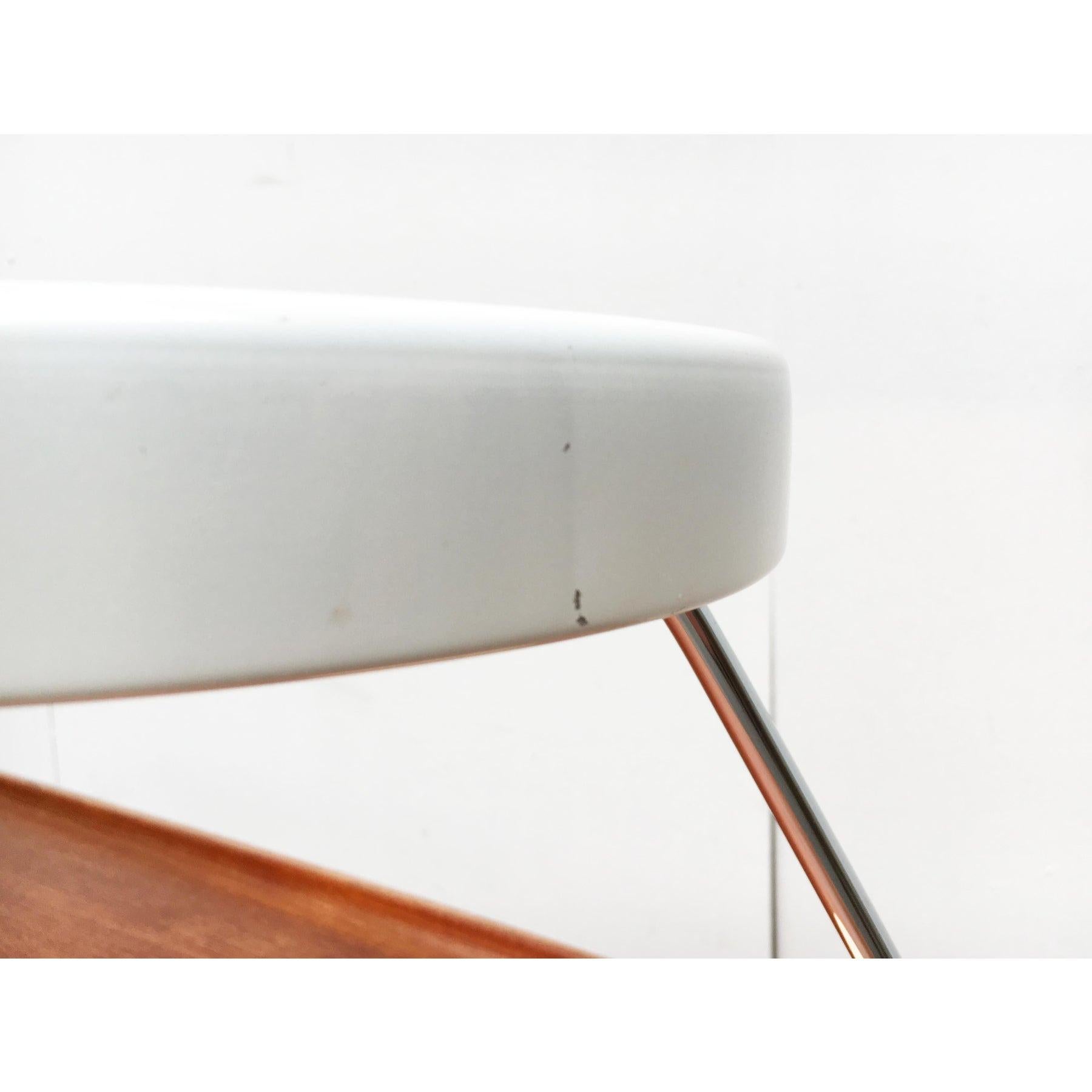 Lampe de table minimaliste allemande du milieu du siècle 6658 de Kaiser Idell/Kaiser Leuchten en vente 5