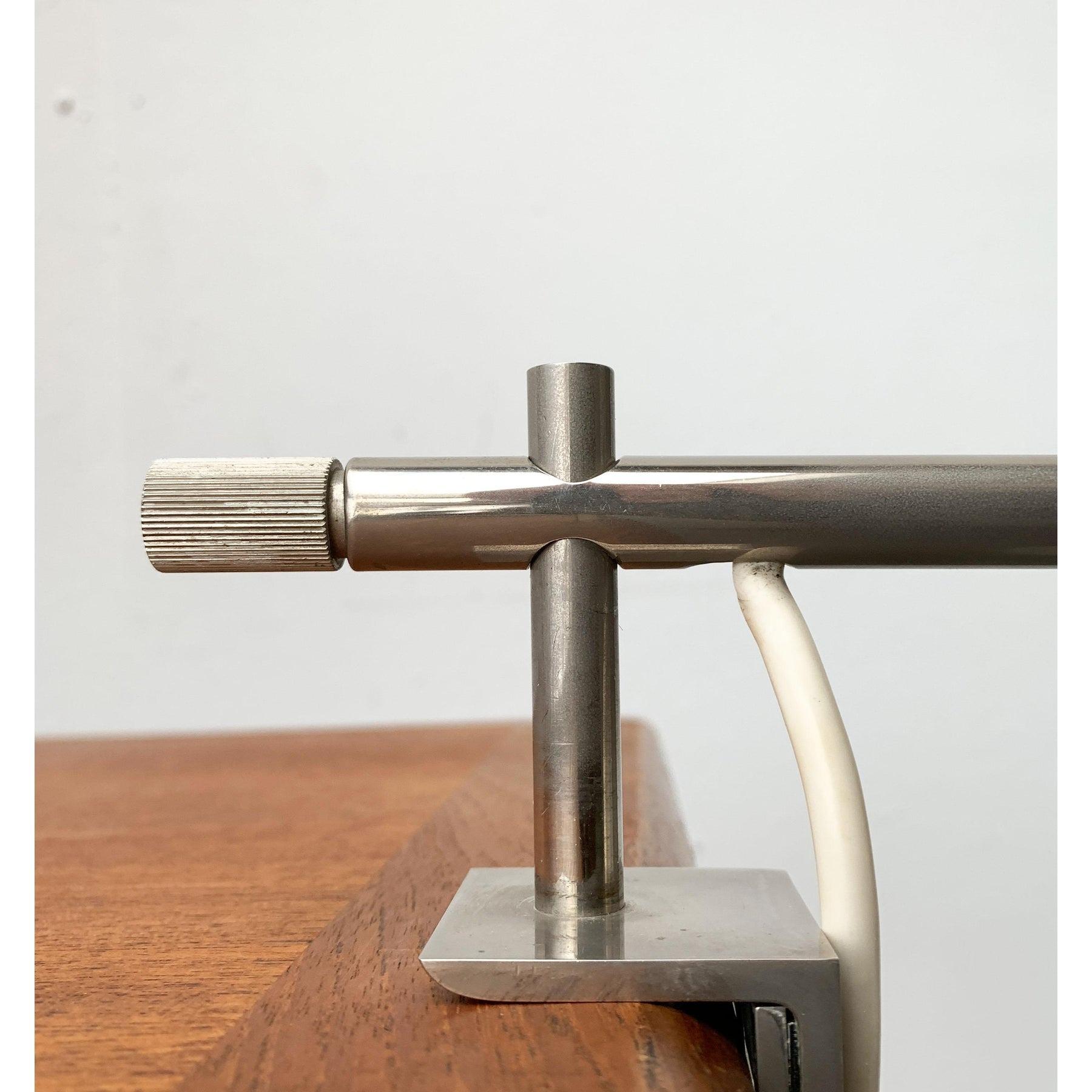 Lámpara de pinza minimalista alemana de mediados de siglo de Beisl, años 60 siglo XX en venta