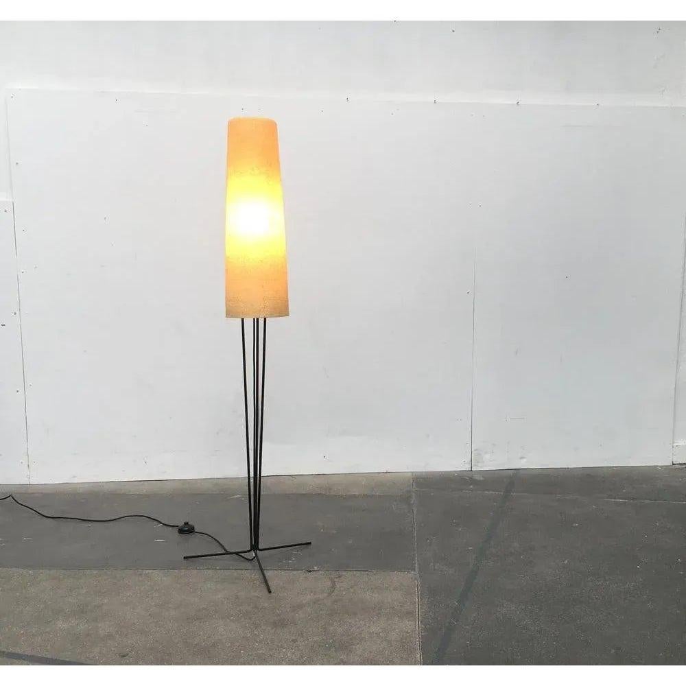Lampada da terra minimalista tedesca di metà secolo di Hesse Leuchten, anni '60 In condizioni ottime in vendita a Hamburg, DE