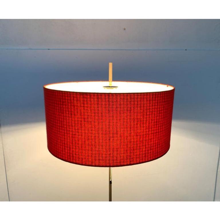Metallo Lampada da terra minimalista tedesca di metà secolo di Kaiser Idell, anni '60 in vendita