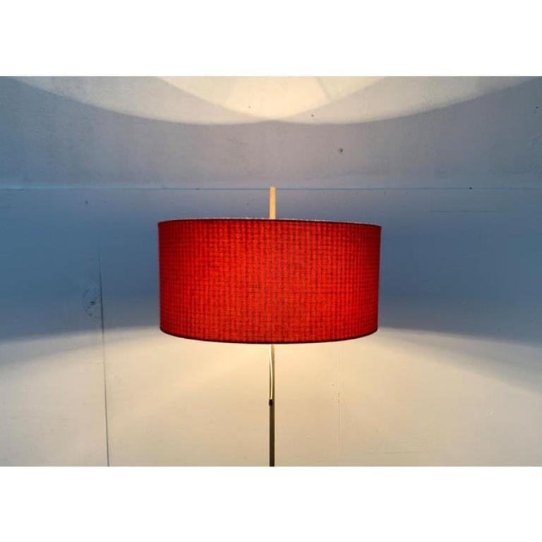 Lampada da terra minimalista tedesca di metà secolo di Kaiser Idell, anni '60 in vendita 1