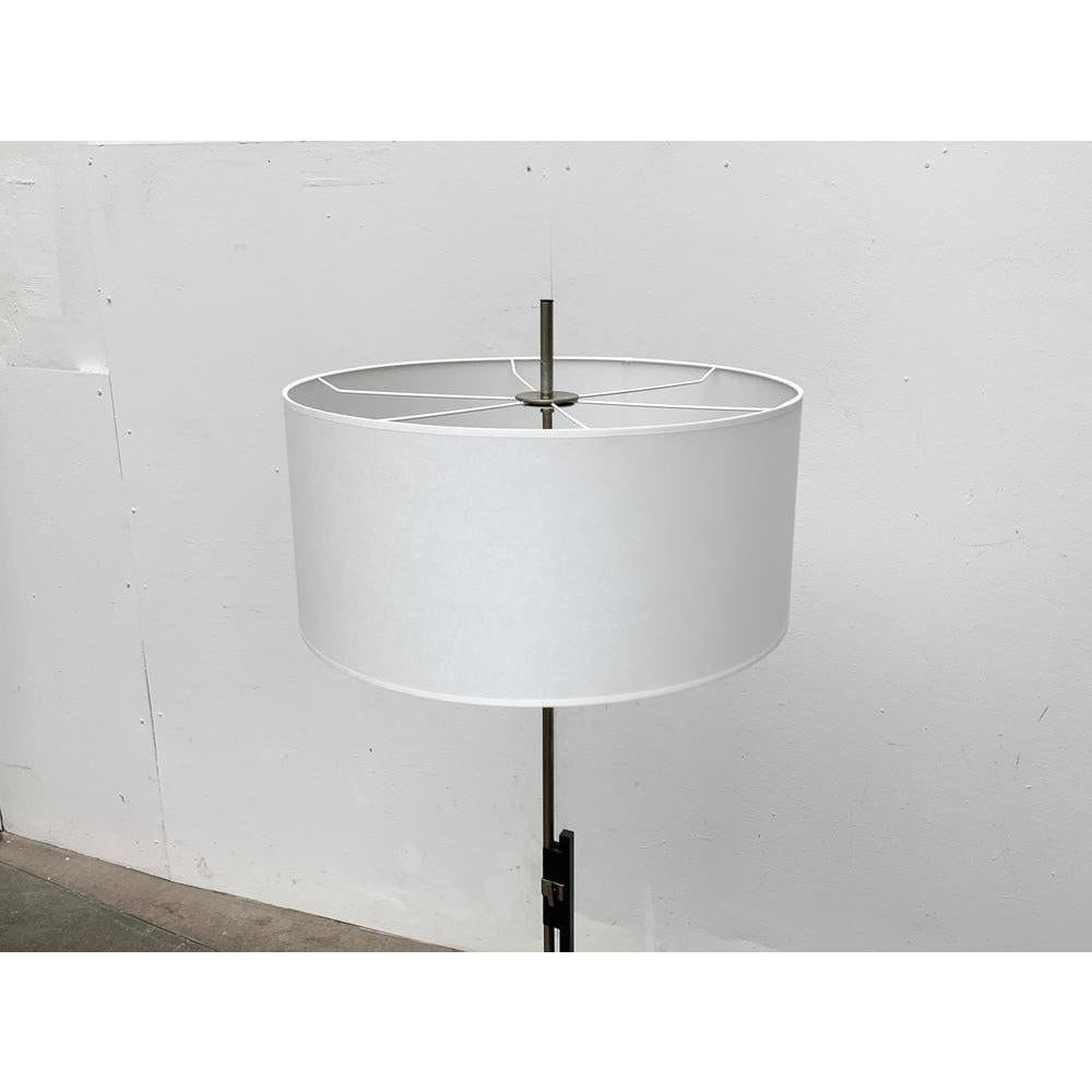 Lampada da terra minimalista tedesca di metà secolo di Kaiser Idell / Leuchten, anni '60 in vendita 5