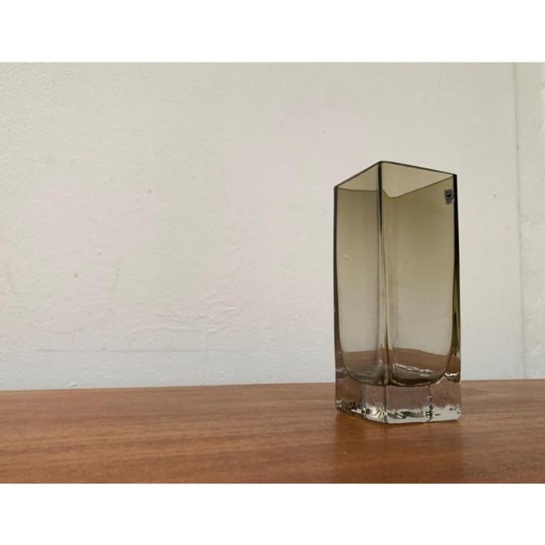 Mid-Century German Minimalist Glass Block Vase from Gral, 1960s, in Very Good conditions. Designed 1960 to 1969 This piece has an attribution mark.

Additional information:
Materials: Glass
Style: Mid-Century Modern, Minimalist
Country of Origin: