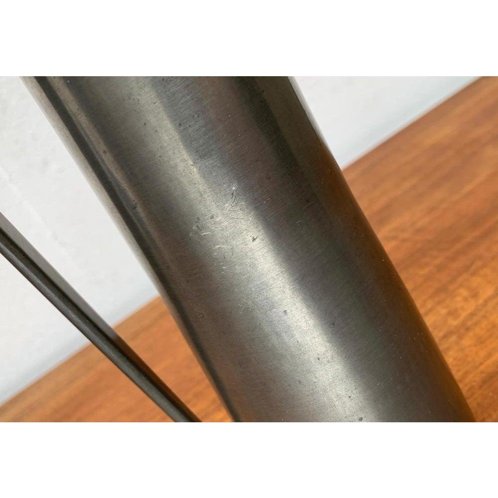 Mid-Century German Minimalist Metal Carafe Vase by Harald Buchrucker, 1960s im Angebot 3