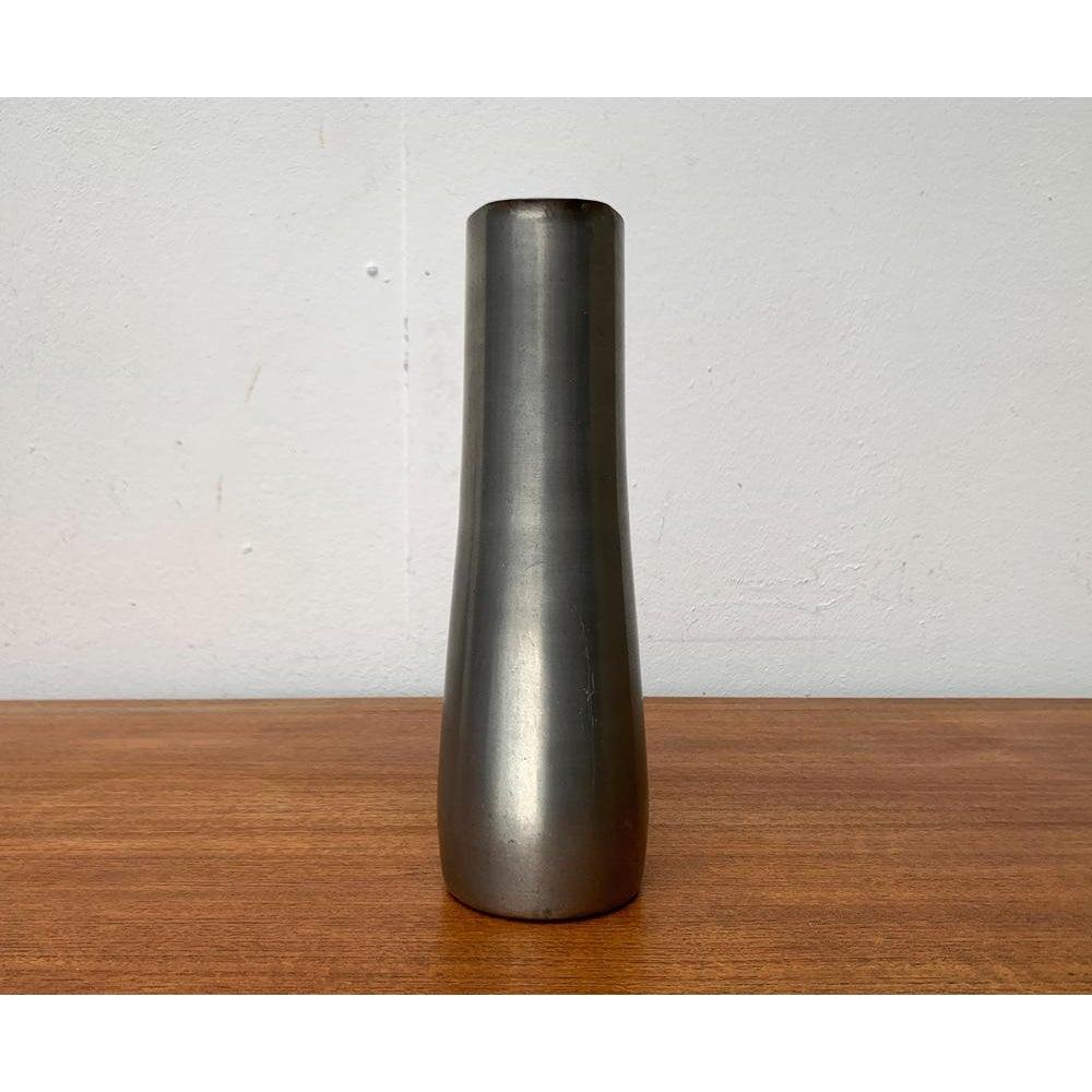 Mid-Century German Minimalist Metal Carafe Vase by Harald Buchrucker, 1960s (Deutsch) im Angebot