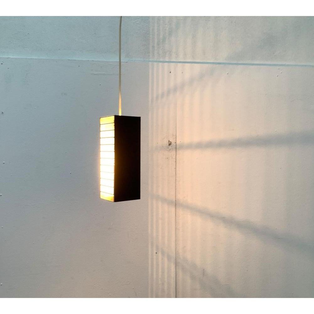 Lampada a sospensione minimalista tedesca di metà secolo in metallo traforato, anni '60 in vendita 4