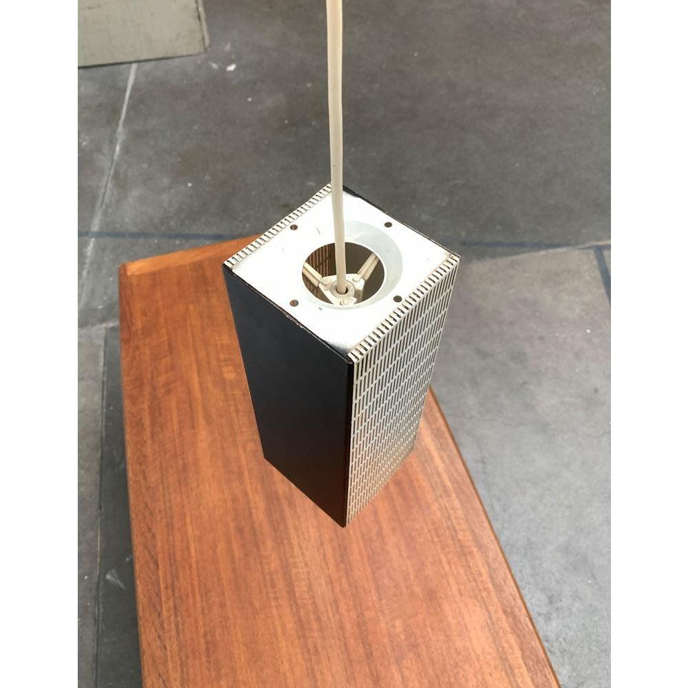 XX secolo Lampada a sospensione minimalista tedesca di metà secolo in metallo traforato, anni '60 in vendita
