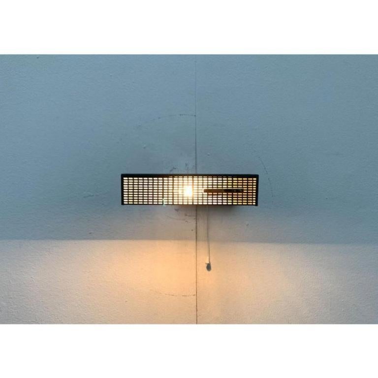 Tedesco Lampada da parete perforata minimalista tedesca di metà secolo, anni '60 in vendita