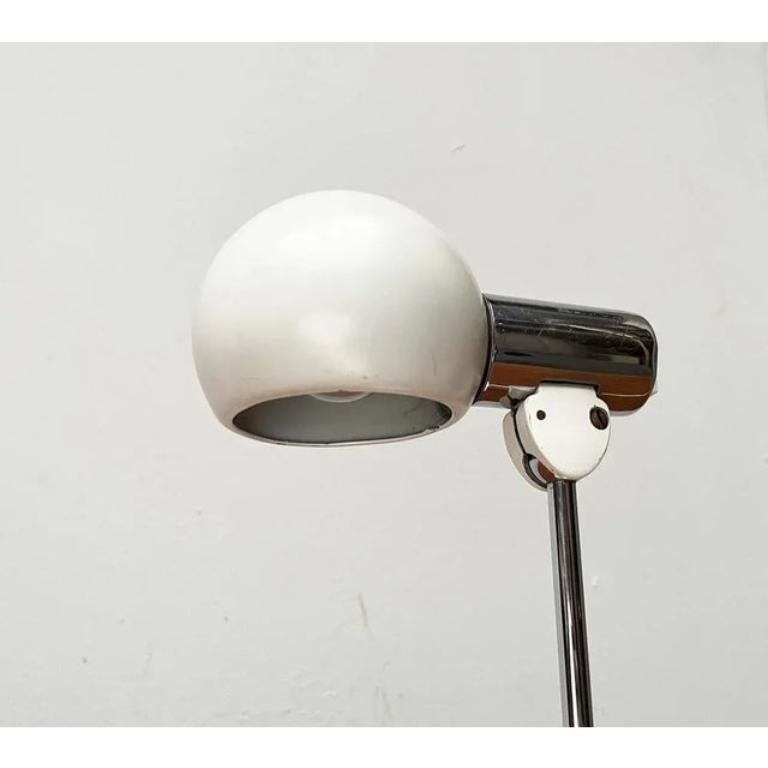Lampe de table minimaliste allemande de l'ère spatiale du milieu du siècle dernier de Kaiser Leuchten, années 1960 en vente 1