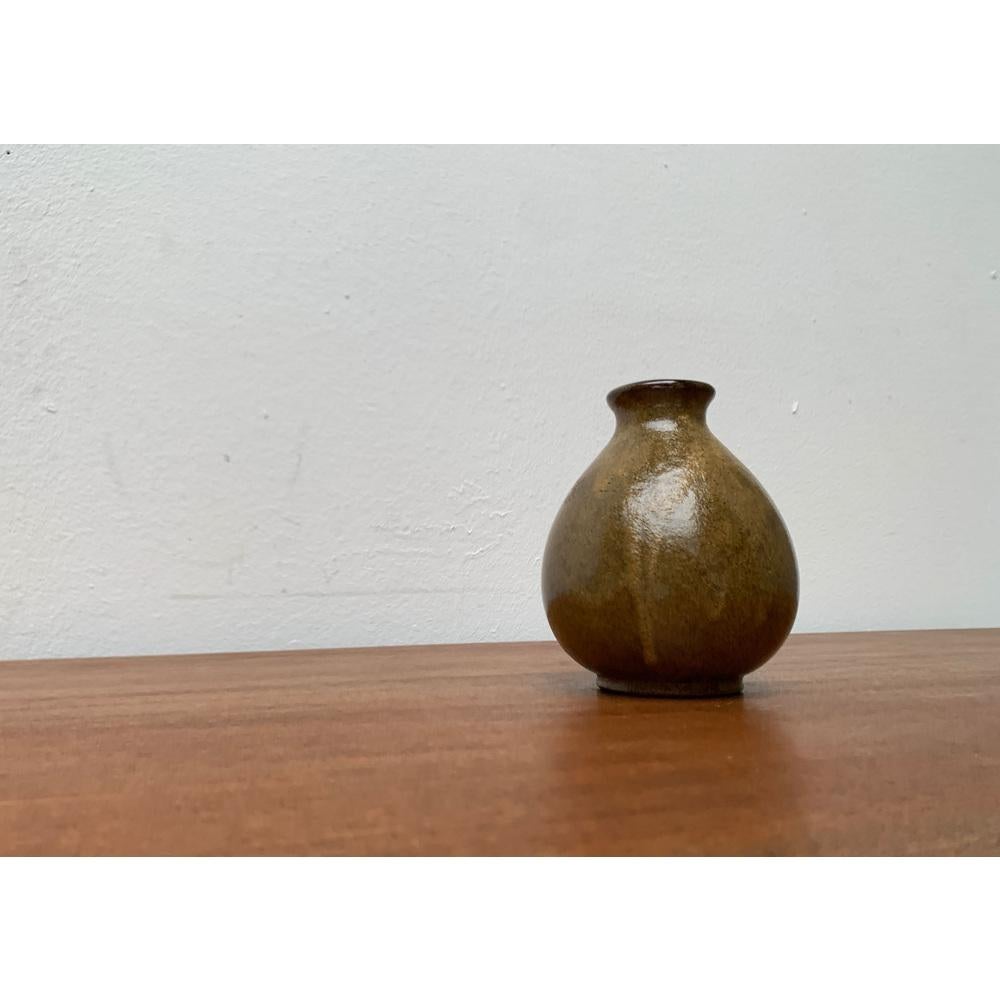 Mid-Century German Minimalist Studio Pottery Vase by Gudrun Friedrich, 1960s For Sale 6