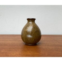 Vaso di Studio Pottery minimalista tedesco di metà secolo di Gudrun Friedrich, anni '60