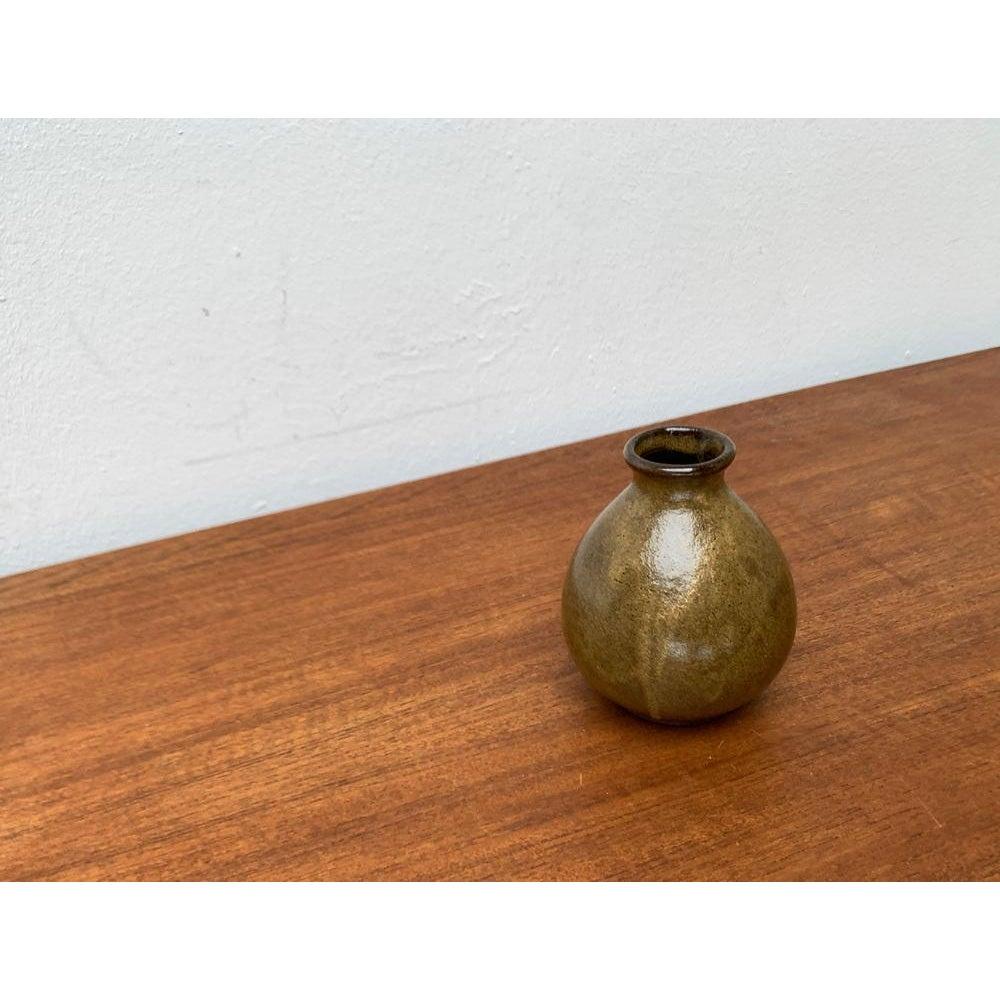 Mid-Century German Minimalist Studio Pottery Vase by Gudrun Friedrich, 1960s For Sale 1