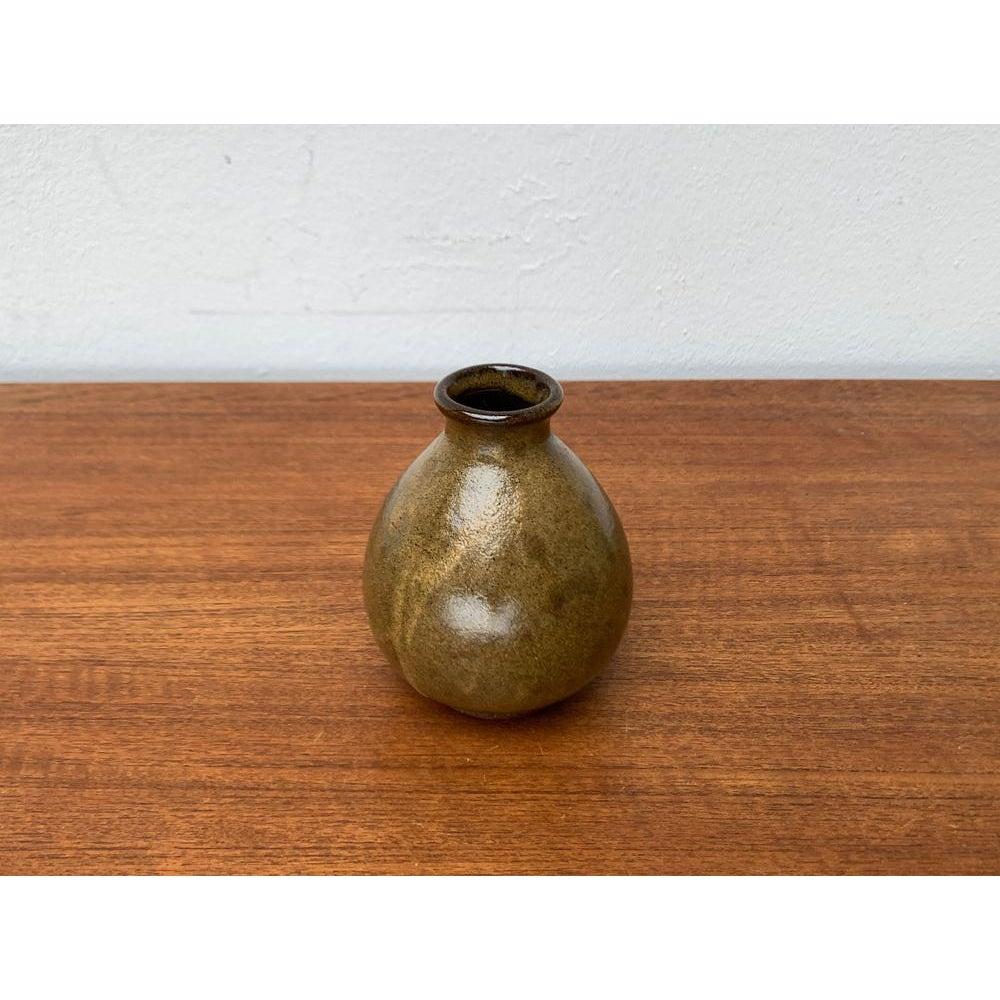 Mid-Century German Minimalist Studio Pottery Vase by Gudrun Friedrich, 1960s For Sale 2