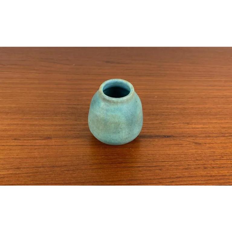 Mid-Century German Minimalist Studio Pottery Vase by Lu and Gerd Grove, 1964 For Sale 1