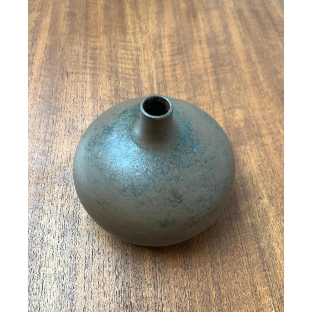 Deutsche minimalistische Studio-Keramikvase aus der Mitte des Jahrhunderts von Siegfried Gramann, 1960er Jahre (20. Jahrhundert) im Angebot