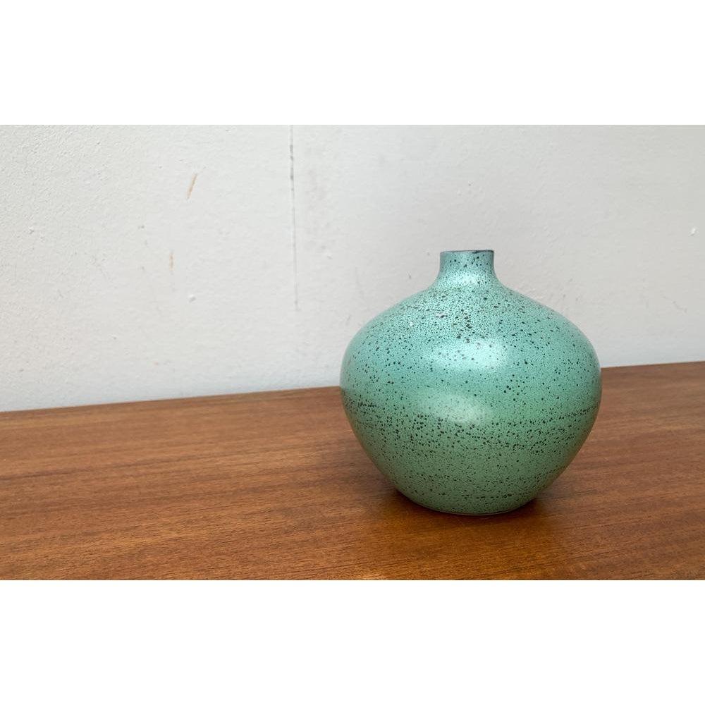 Mid-Century German Minimalist Studio Pottery Vase by Siegfried Gramann For Sale 4