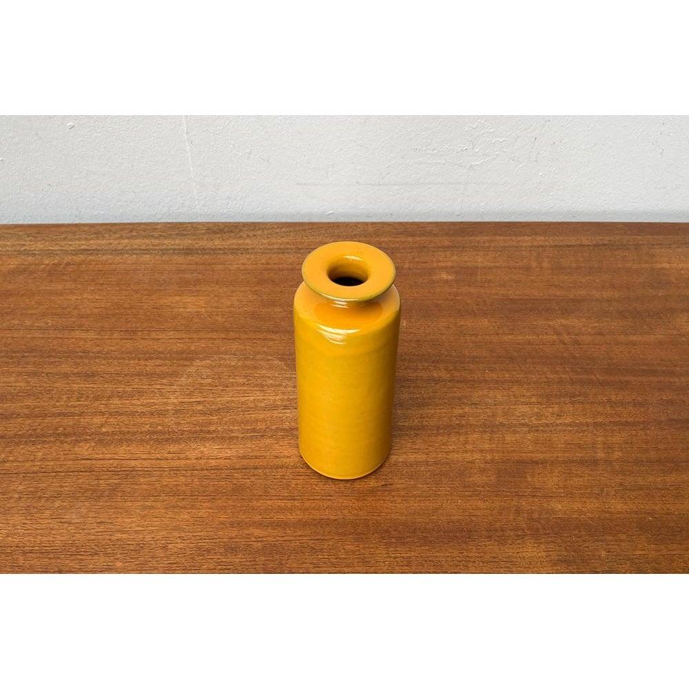Deutsche minimalistische Studio-Keramikvase aus der Mitte des Jahrhunderts, Hamburg, 1960er Jahre im Angebot 3