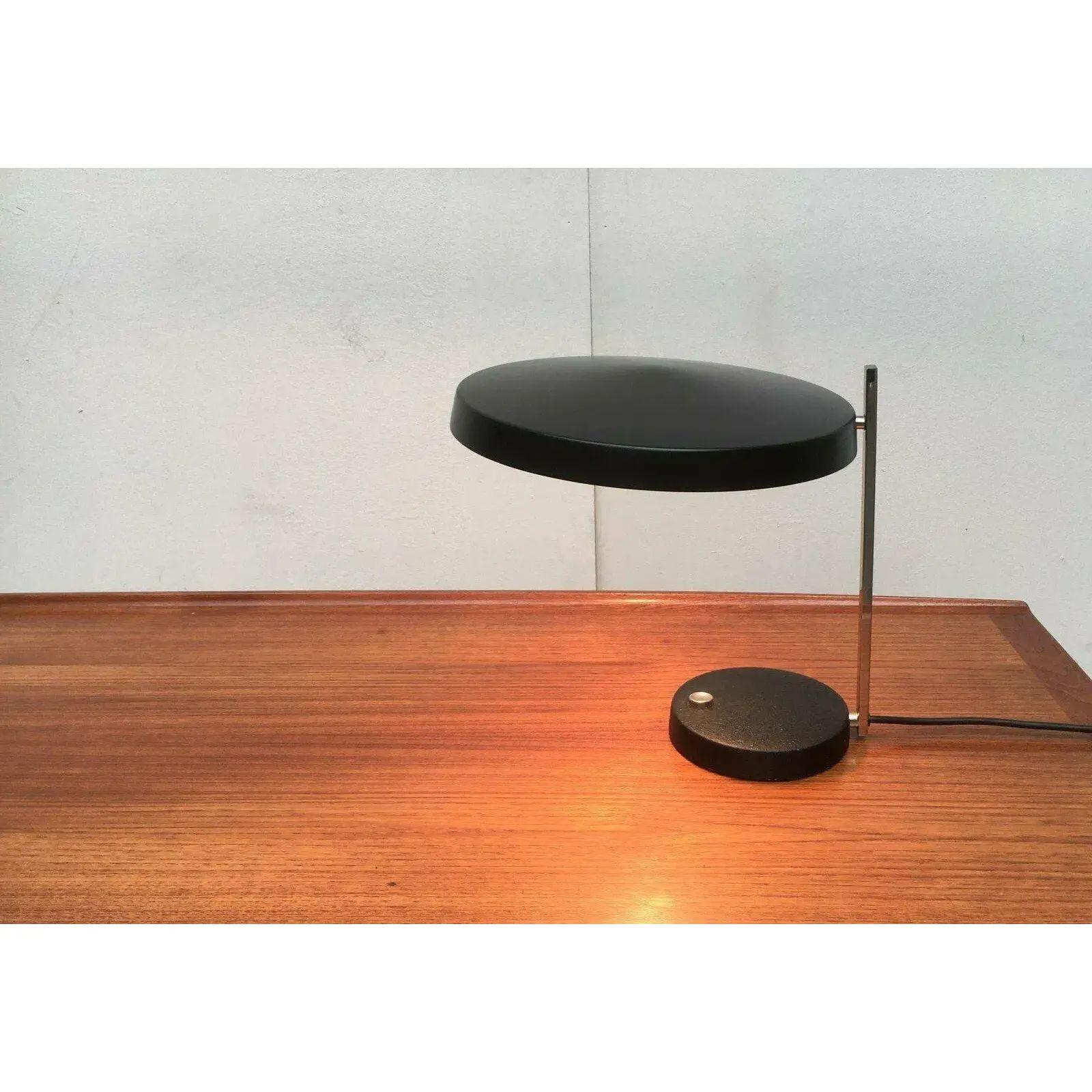 Metal Mid-Century German Minimalist Table Lamp by Heinz Pfänder, 1960s For Sale