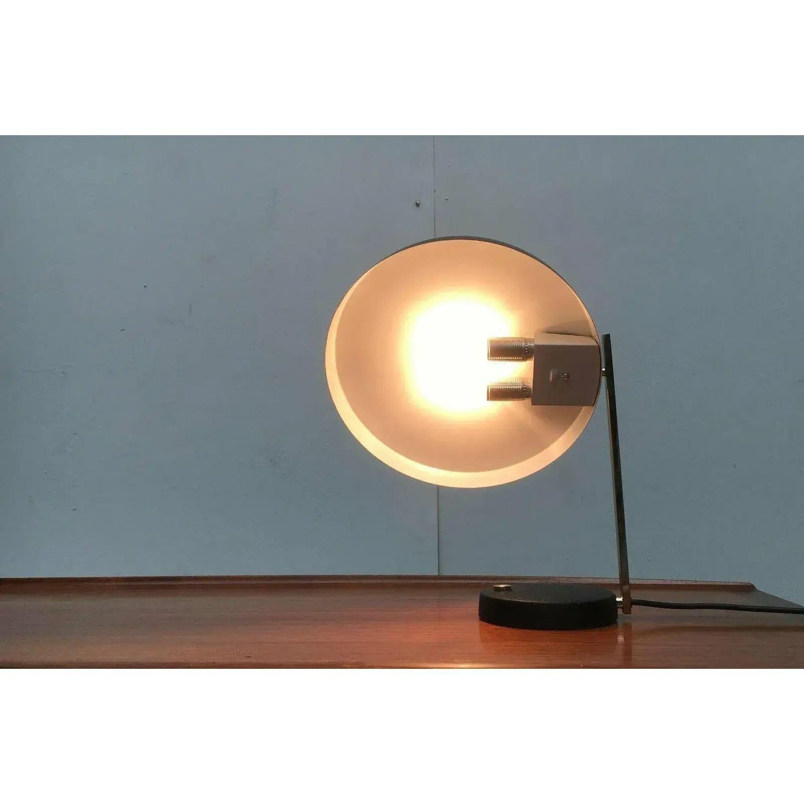 Mid-Century German Minimalist Table Lamp by Heinz Pfänder, 1960s For Sale 1