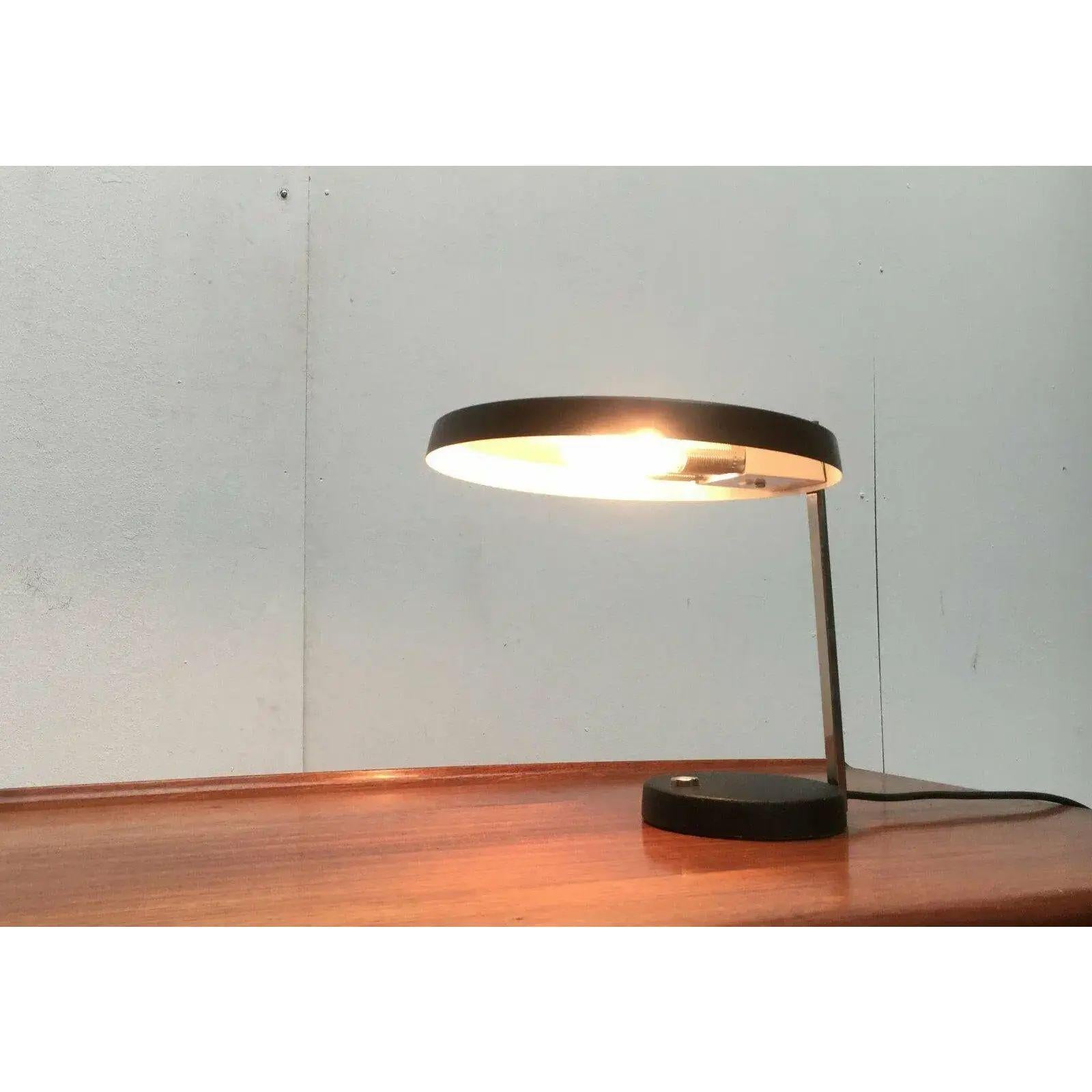 Mid-Century German Minimalist Table Lamp by Heinz Pfänder, 1960s For Sale 3