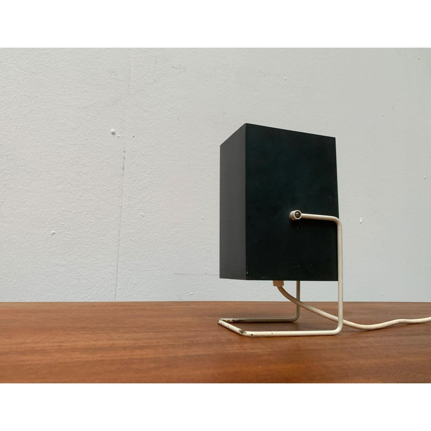 Deutsche minimalistische Mid-Century-Tischlampe von Wilhelm Braun Feldweg, 1960er Jahre im Angebot 6