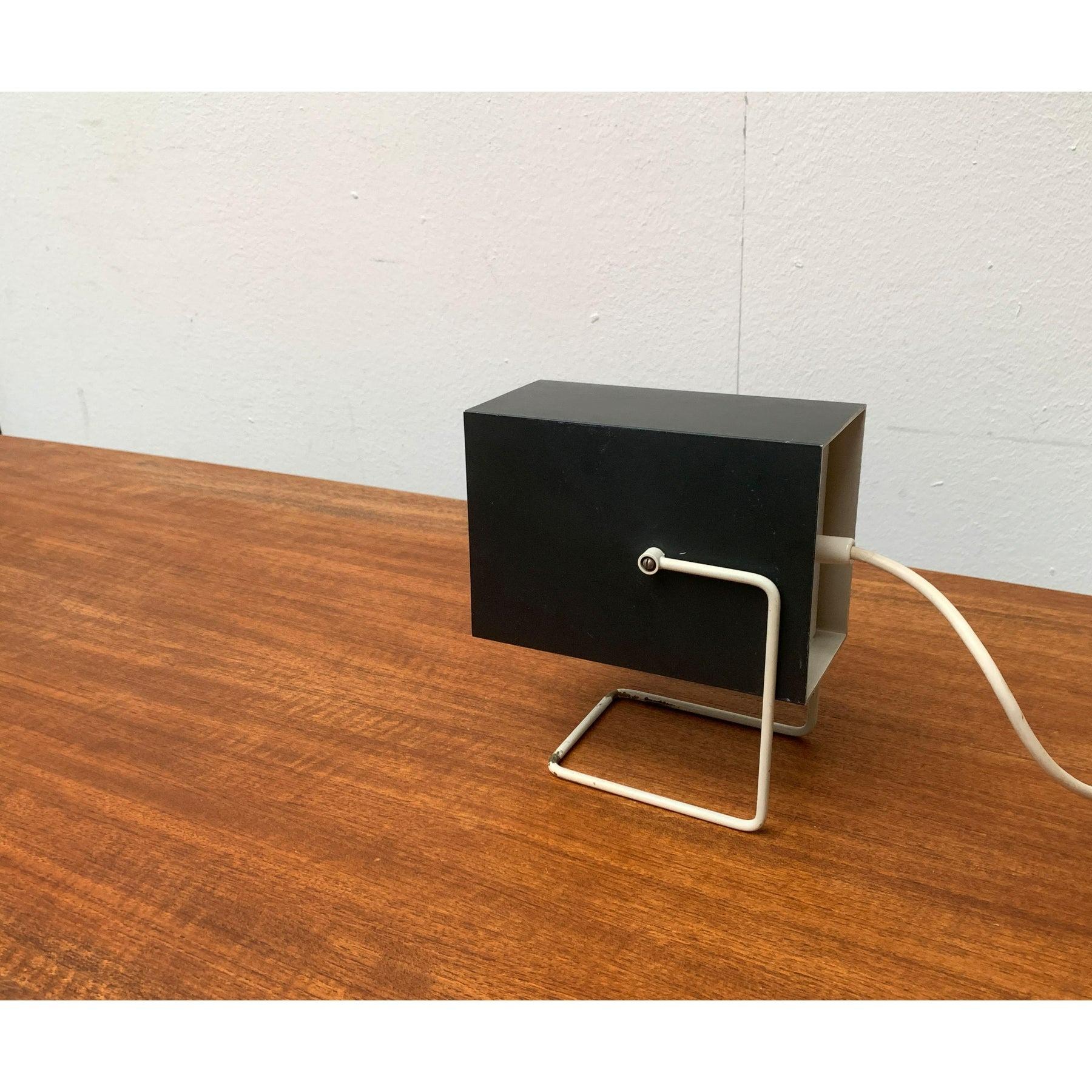Deutsche minimalistische Mid-Century-Tischlampe von Wilhelm Braun Feldweg, 1960er Jahre (Moderne der Mitte des Jahrhunderts) im Angebot