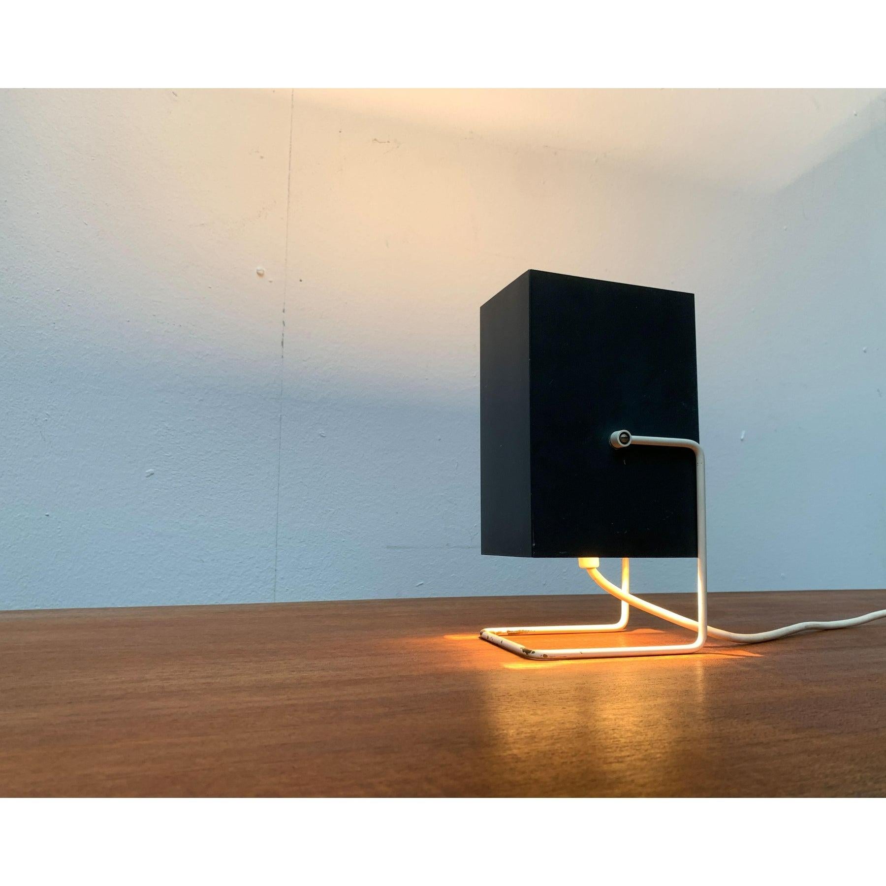 Deutsche minimalistische Mid-Century-Tischlampe von Wilhelm Braun Feldweg, 1960er Jahre im Angebot 2