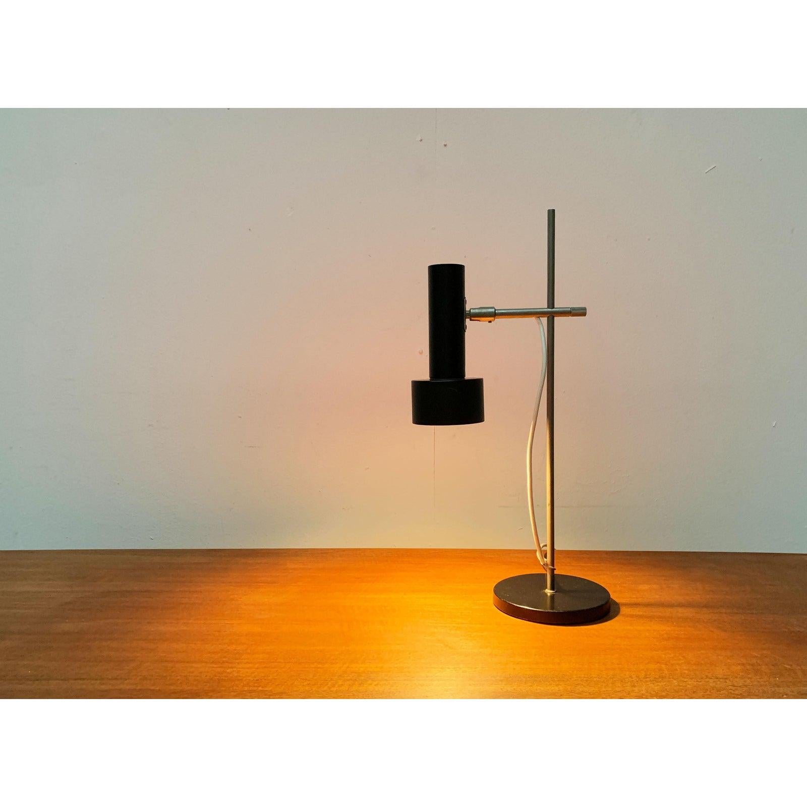 Mid-Century German Minimalist Table Lamp from Beisl, 1960s In Excellent Condition For Sale In Hamburg, DE