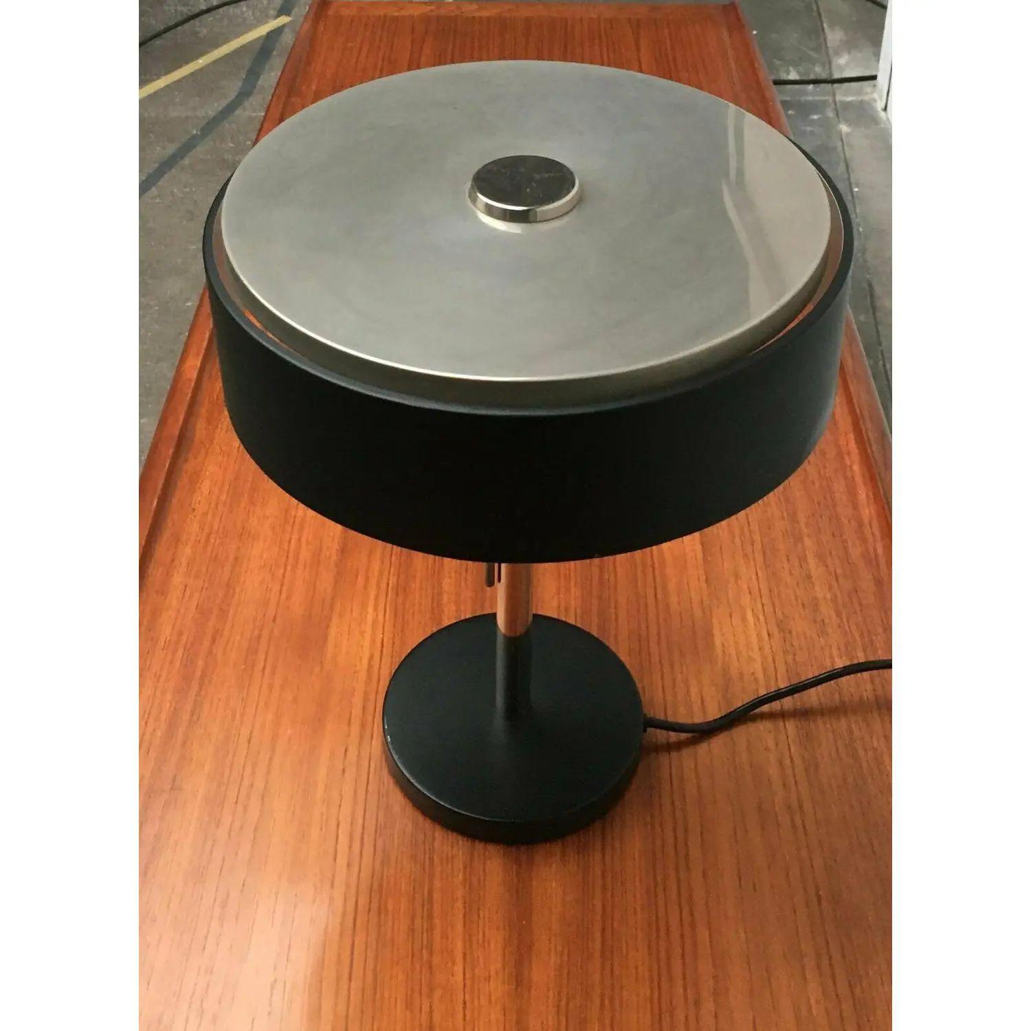 Mid-Century German Minimalist Table Lamp from Hillebrand Leuchten, 1960s For Sale 1