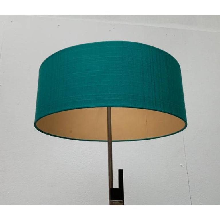 Lampada da tavolo minimalista tedesca di metà secolo di Kaiser Idell, anni '60 in vendita 3