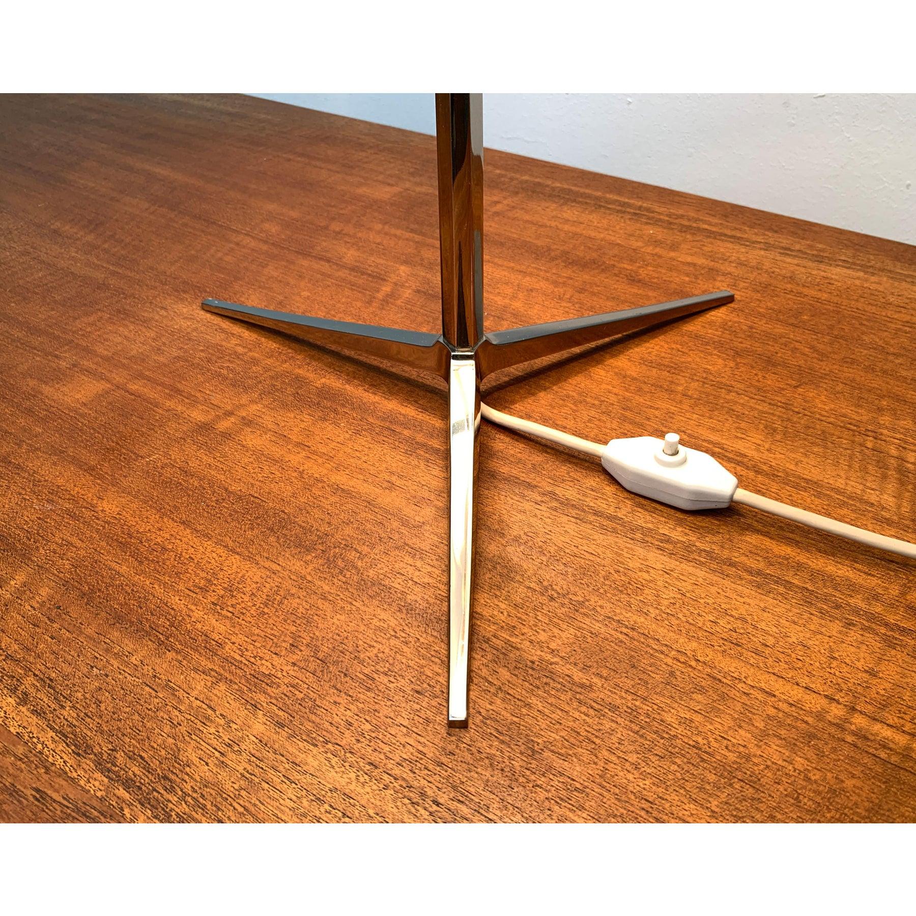 Mid-Century German Minimalist Tripod Table Lamp from Kaiser Leuchten, 1960s For Sale 6
