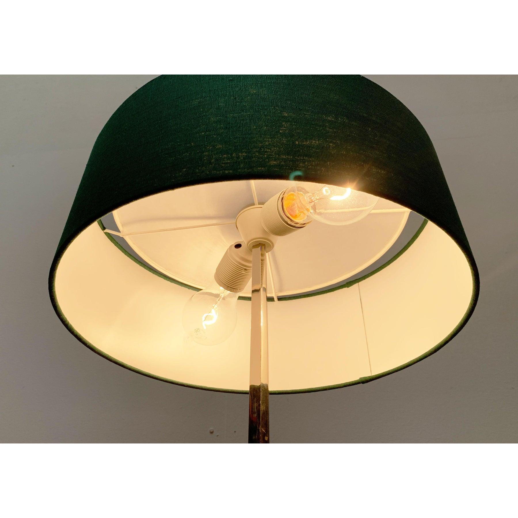 Mid-Century German Minimalist Tripod Table Lamp from Kaiser Leuchten, 1960s In Good Condition For Sale In Hamburg, DE