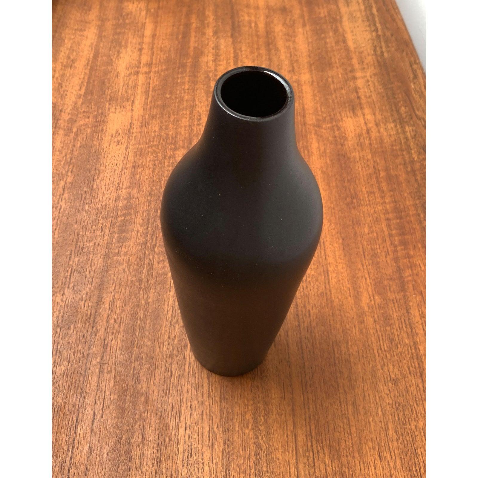 Mid-Century German Minimalist Vase by Siegfried Gramann, 1960s In Excellent Condition For Sale In Hamburg, DE