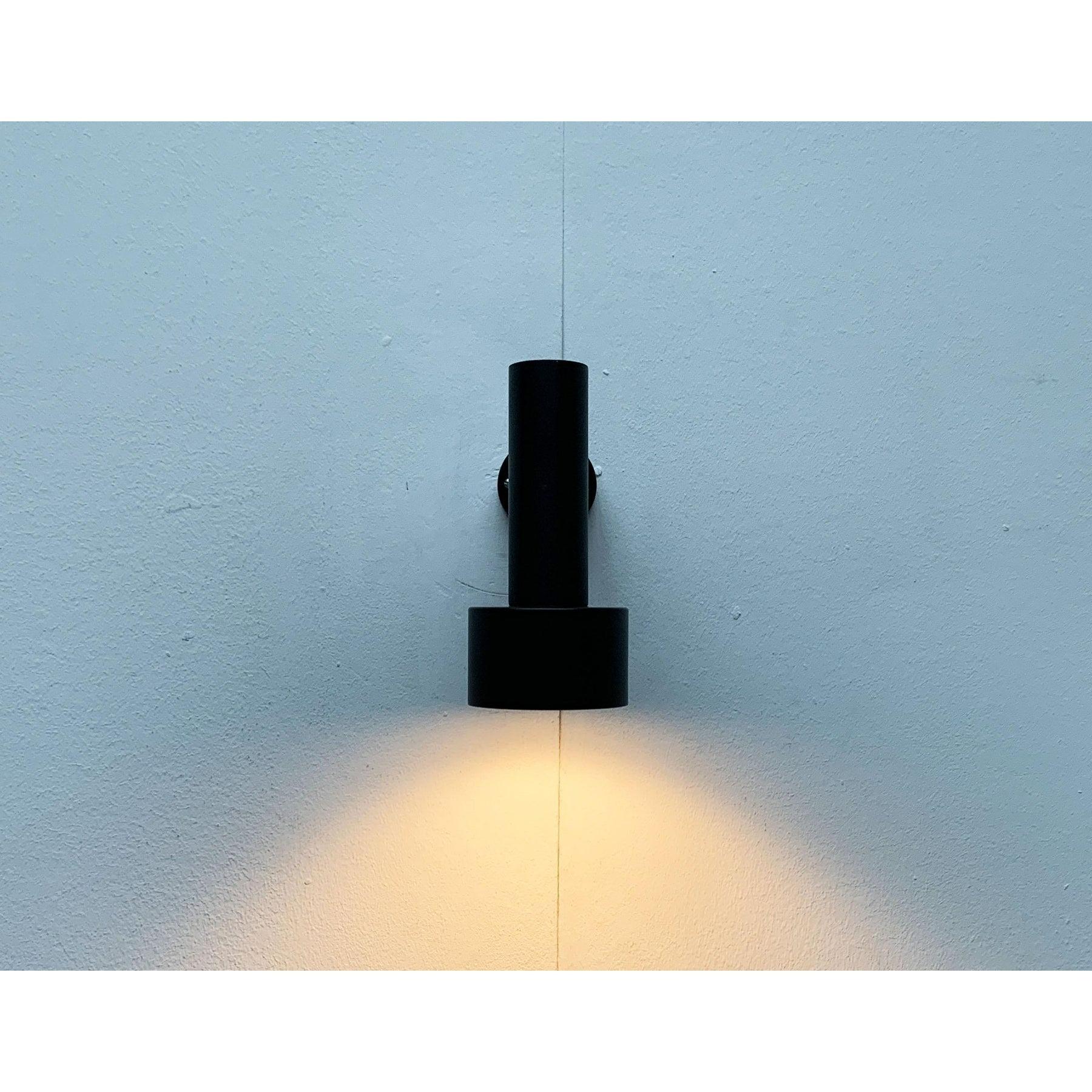 Deutsche minimalistische Mid-Century-Wandleuchte von Beisl, 1960er Jahre (Kunststoff) im Angebot
