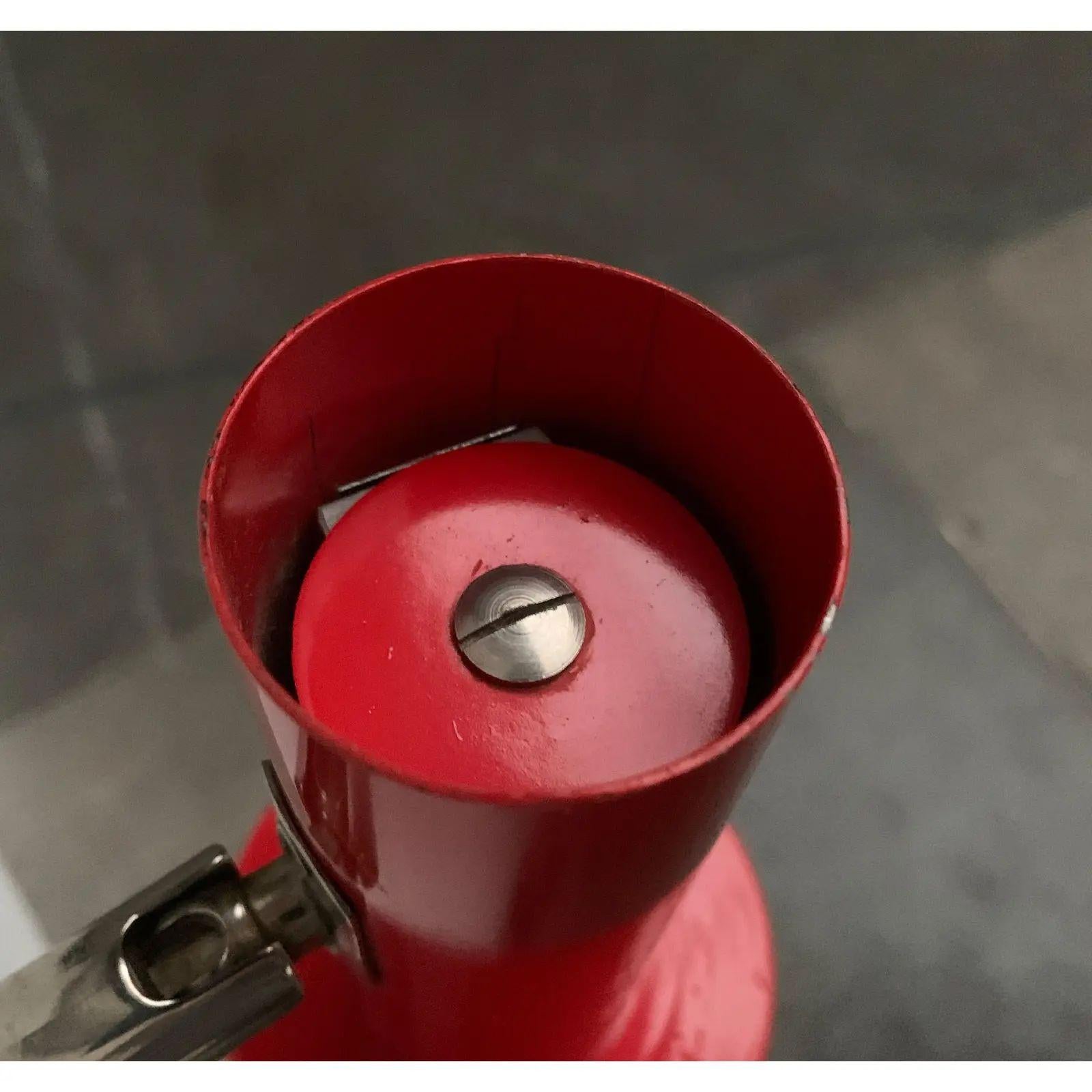 Lampada da parete minimalista tedesca di metà secolo di Beisl in vendita 4