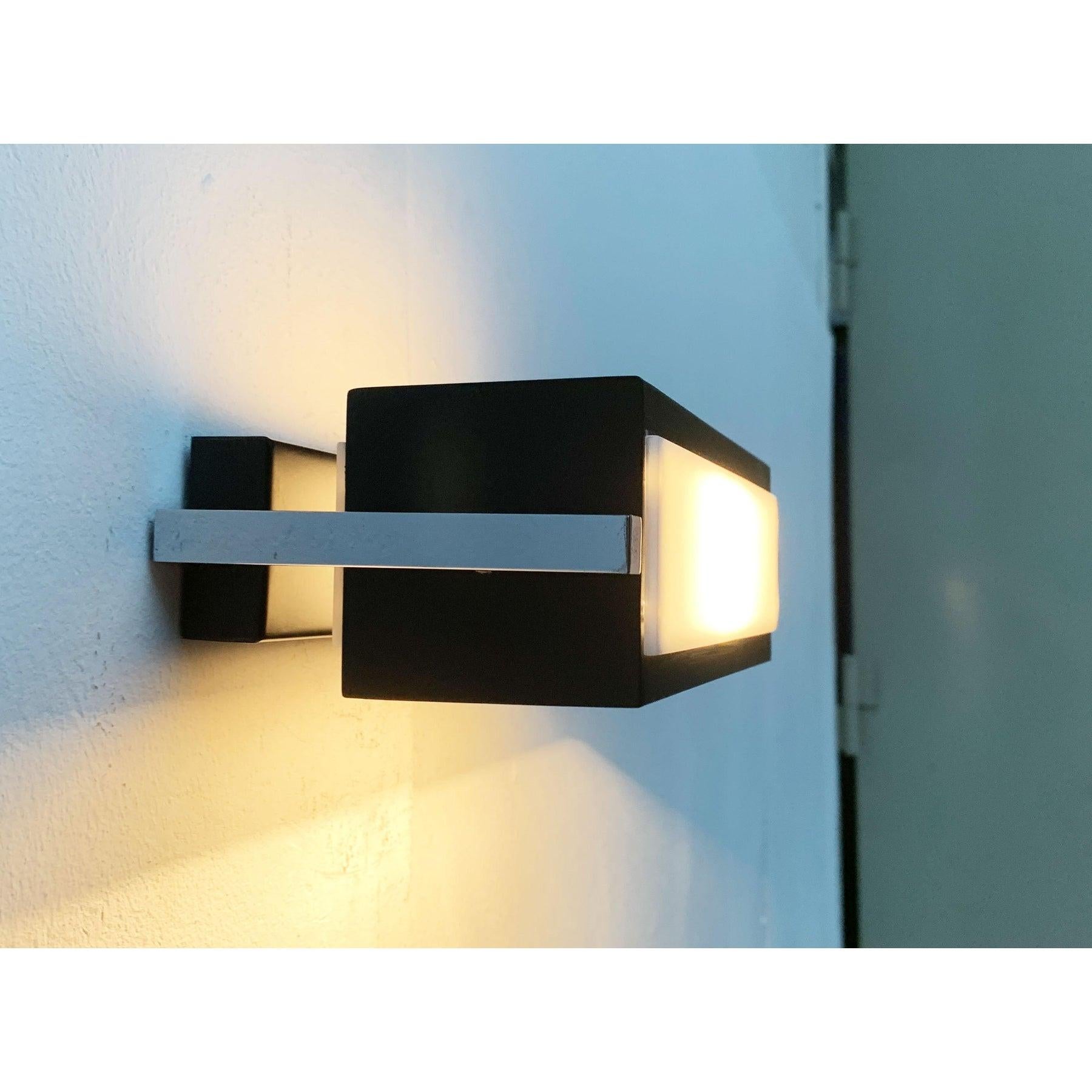Lampada da parete minimalista tedesca di metà secolo di Cosack In condizioni ottime in vendita a Hamburg, DE
