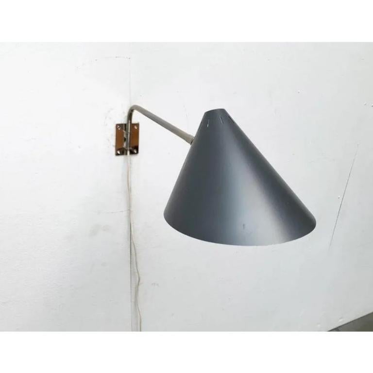 XX secolo Lampada da parete minimalista tedesca di metà secolo di Hala 1960 in vendita