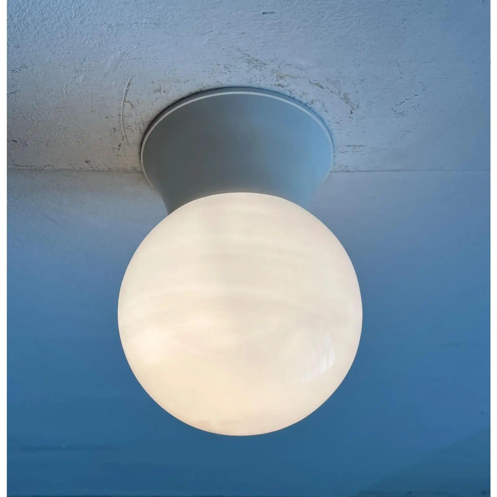 Tedesco Lampada da soffitto minimalista tedesca di metà secolo Model 104 di Erco, anni '60 in vendita