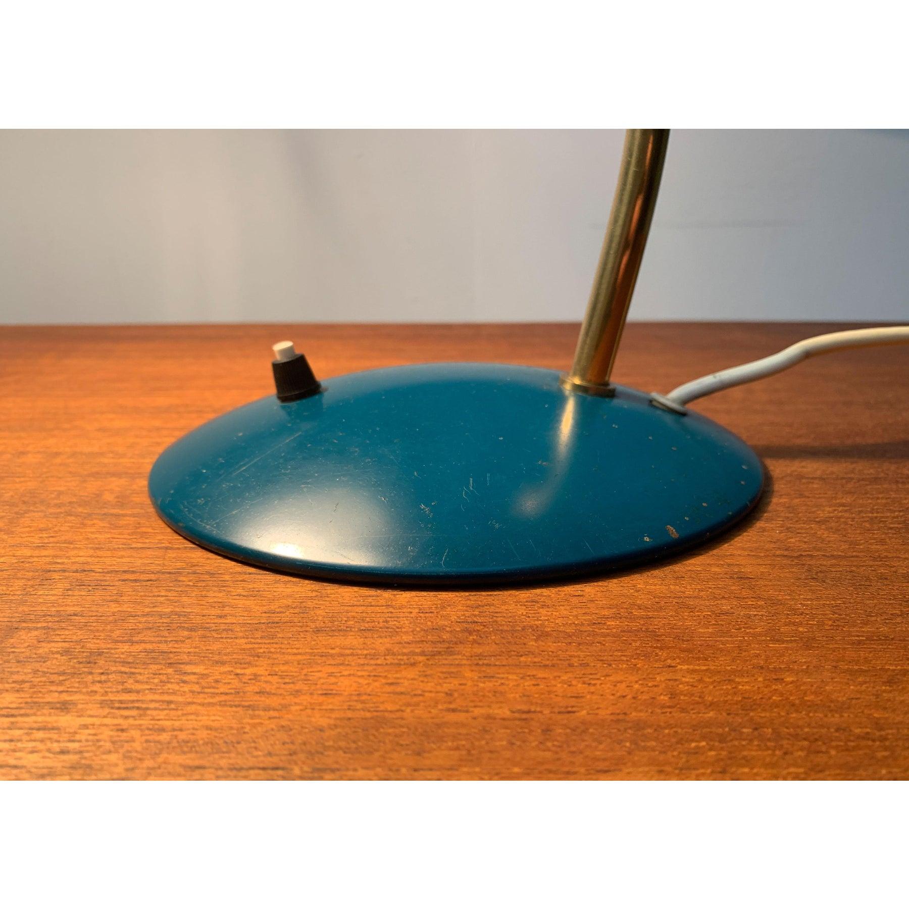 Lampe de table allemande du milieu du siècle modèle 6782 par Christian Dell, années 1950 en vente 3