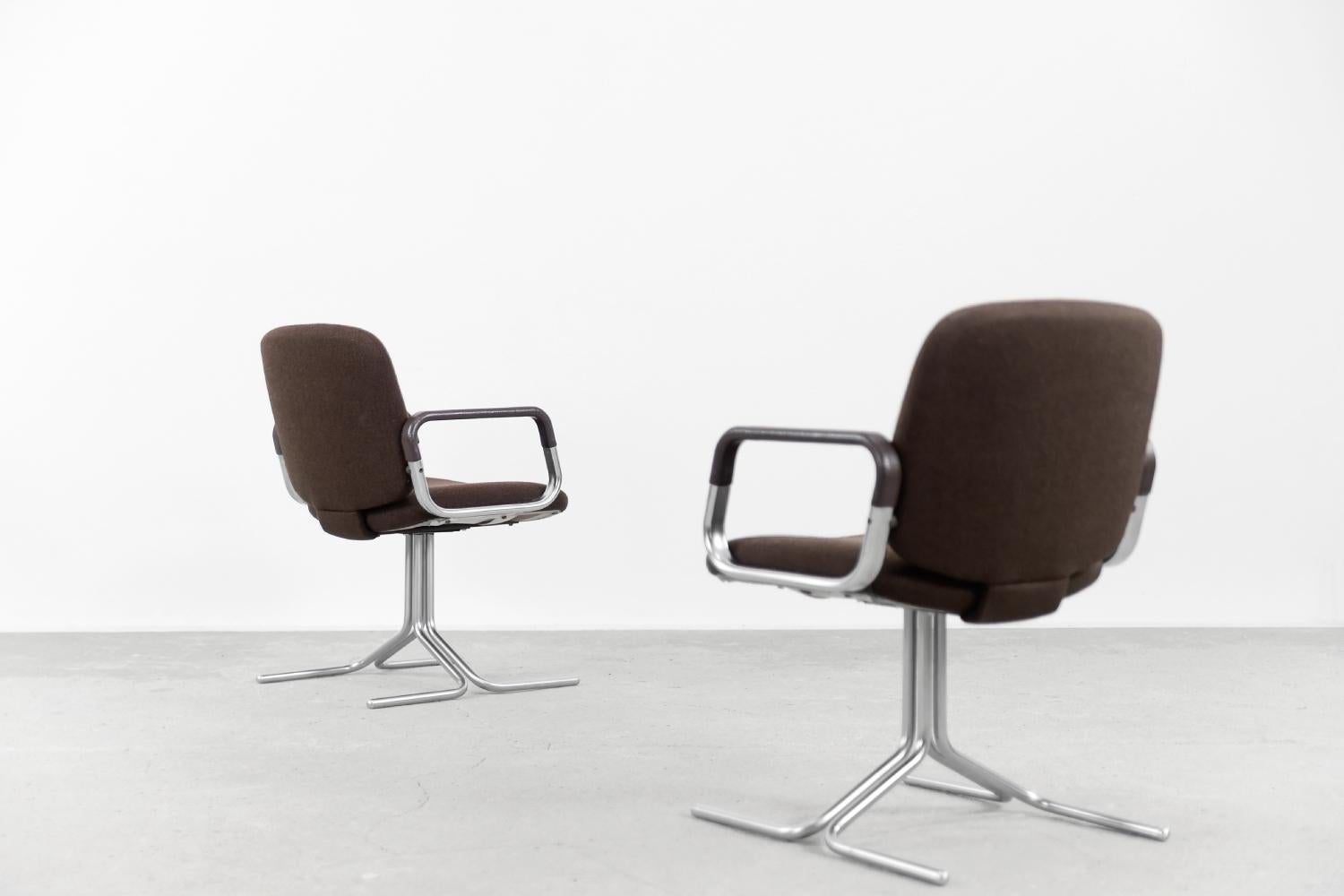 Pair of Midcentury German Modern Brown Aluminum Chairs from Mauser Werke Waldeck For Sale 3