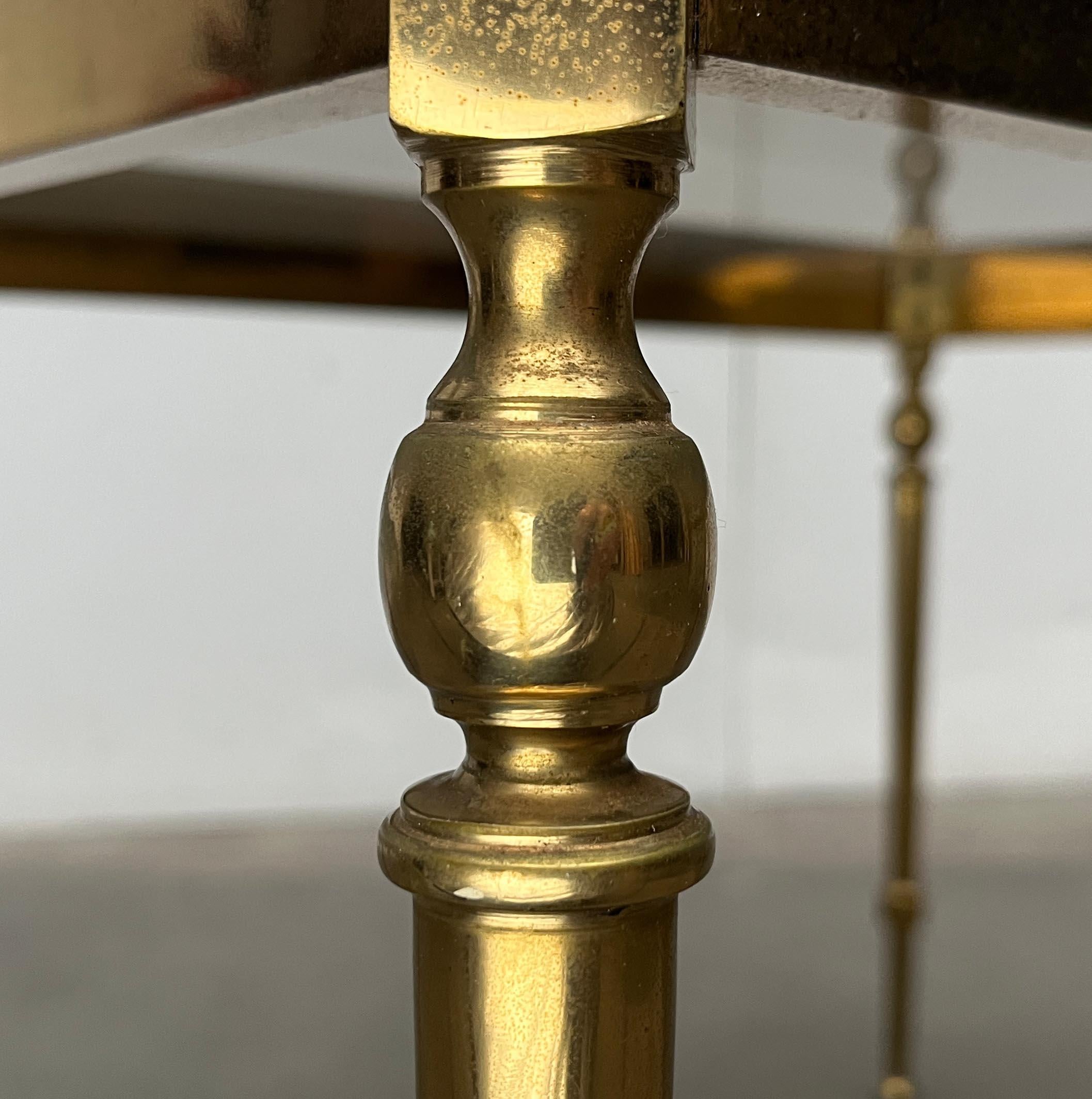 Laiton Tables d'appoint allemandes du milieu du siècle, style néoclassique Hollywood Regency, années 1950 en vente