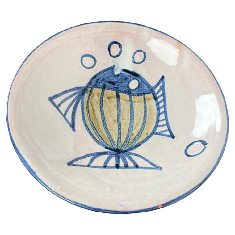 Assiette à poterie allemande du milieu du siècle avec poisson par Wilhelm Diebener pour Gothaer, années 1960