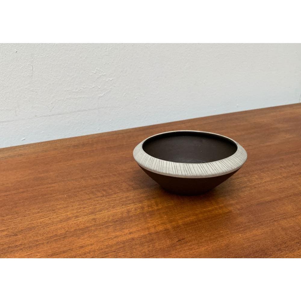 Mid-Century German Pottery Minimalist Bowl, 1960s For Sale 6