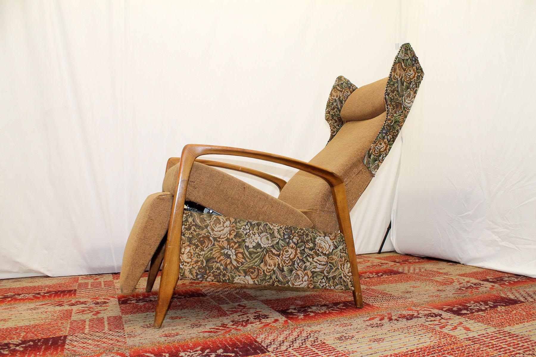 Scandinavian Midcentury German Reclining Chair, 1970s For Sale