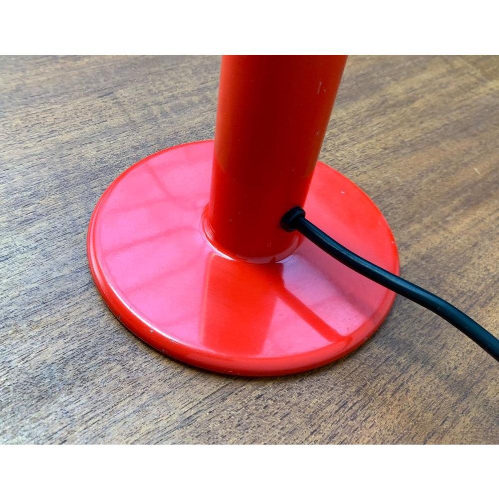 Lámpara de mesa alemana de mediados de siglo Prix rojo de Ingo Maurer para M Design, años 60 en venta 5