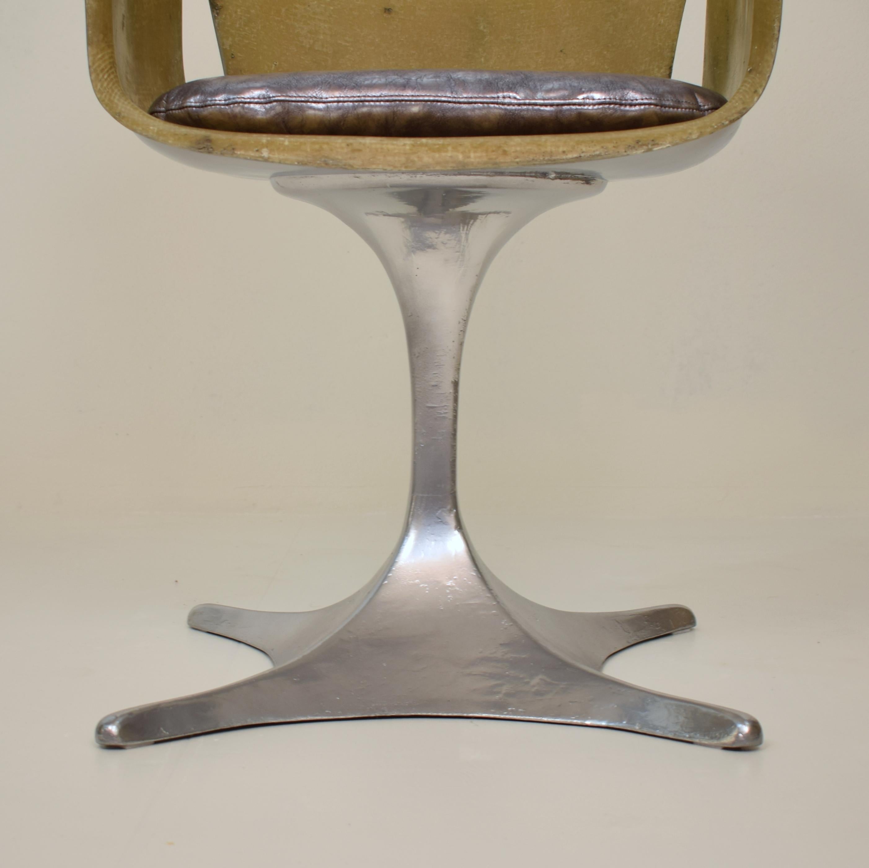Mid-20th Century Midcentury German Sculptural Fiberglass Armchair in Silver and Beige, 1957